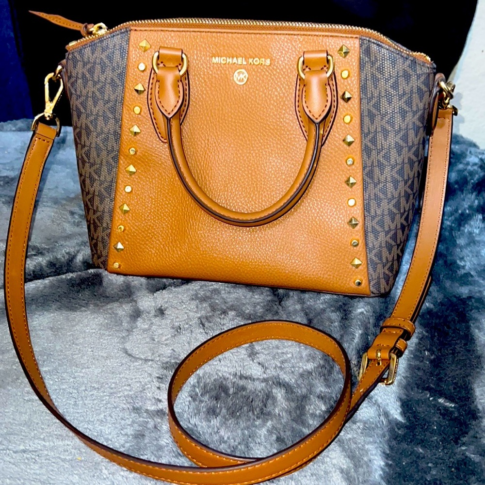 Michael Kors crossbody bag